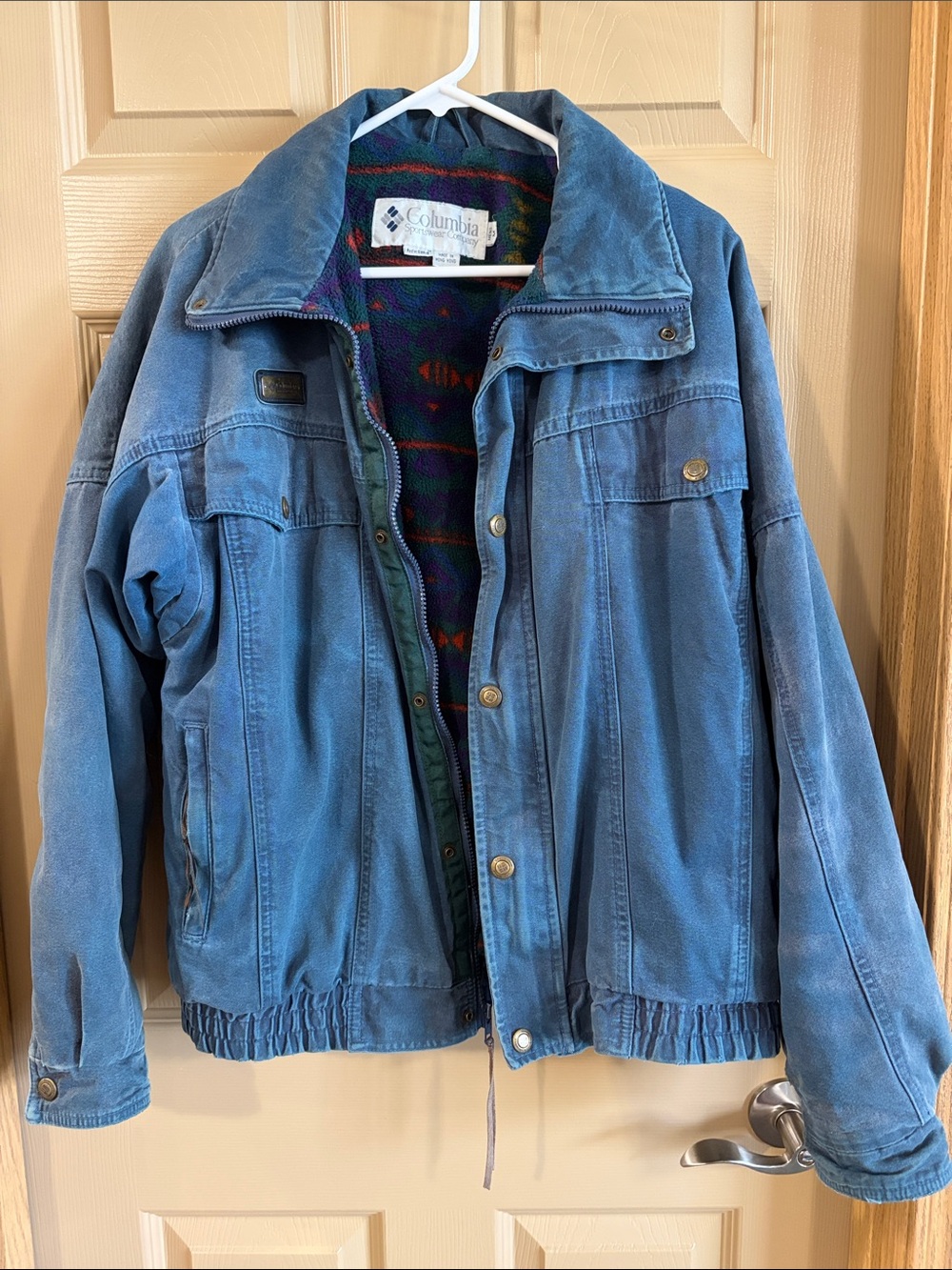 Vintage Columbia Blue Men’s Lightweight Jacket with Patterned Lining